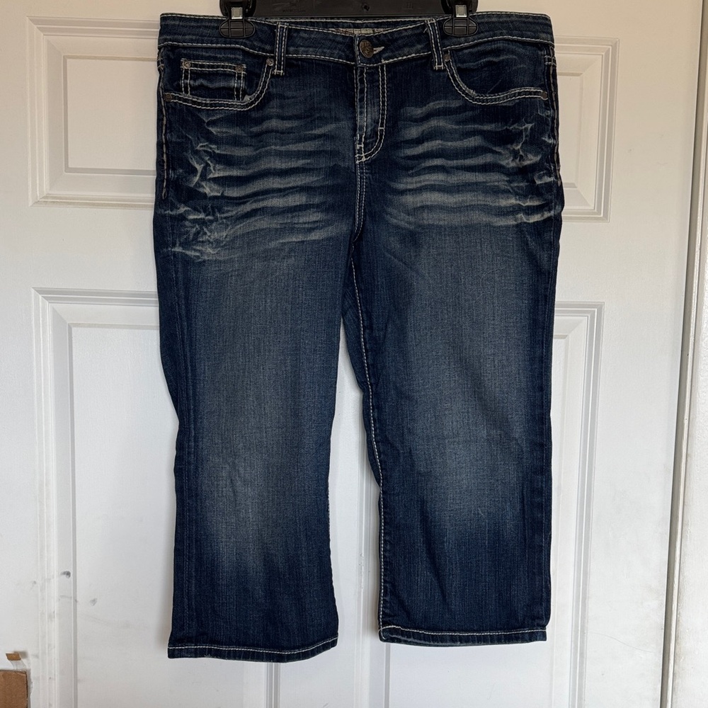 BKE Women's Dark Wash Cropped Jeans